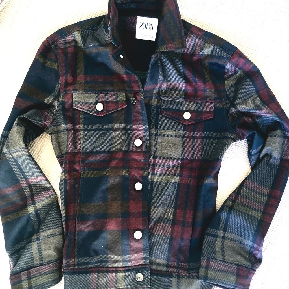 ZARA Plaid Jacket/Men S. Great fall jacket in rich burgundy reds, camel.